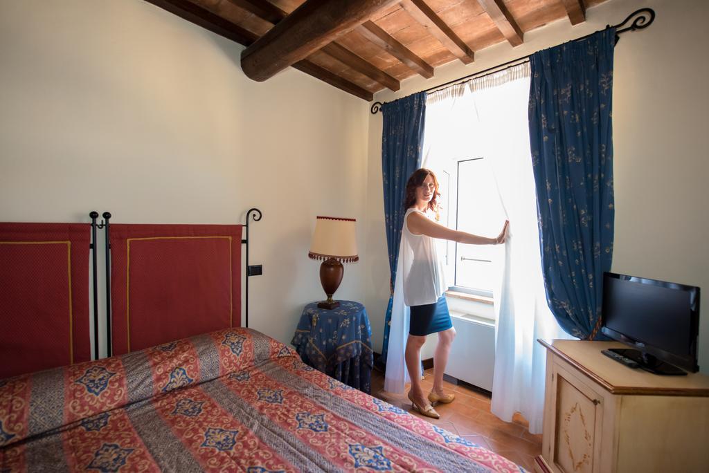 Antica Dimora Alla Rocca Trevi Bagian luar foto